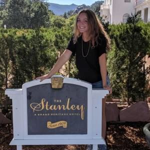 Meet your Posher, Jasmine